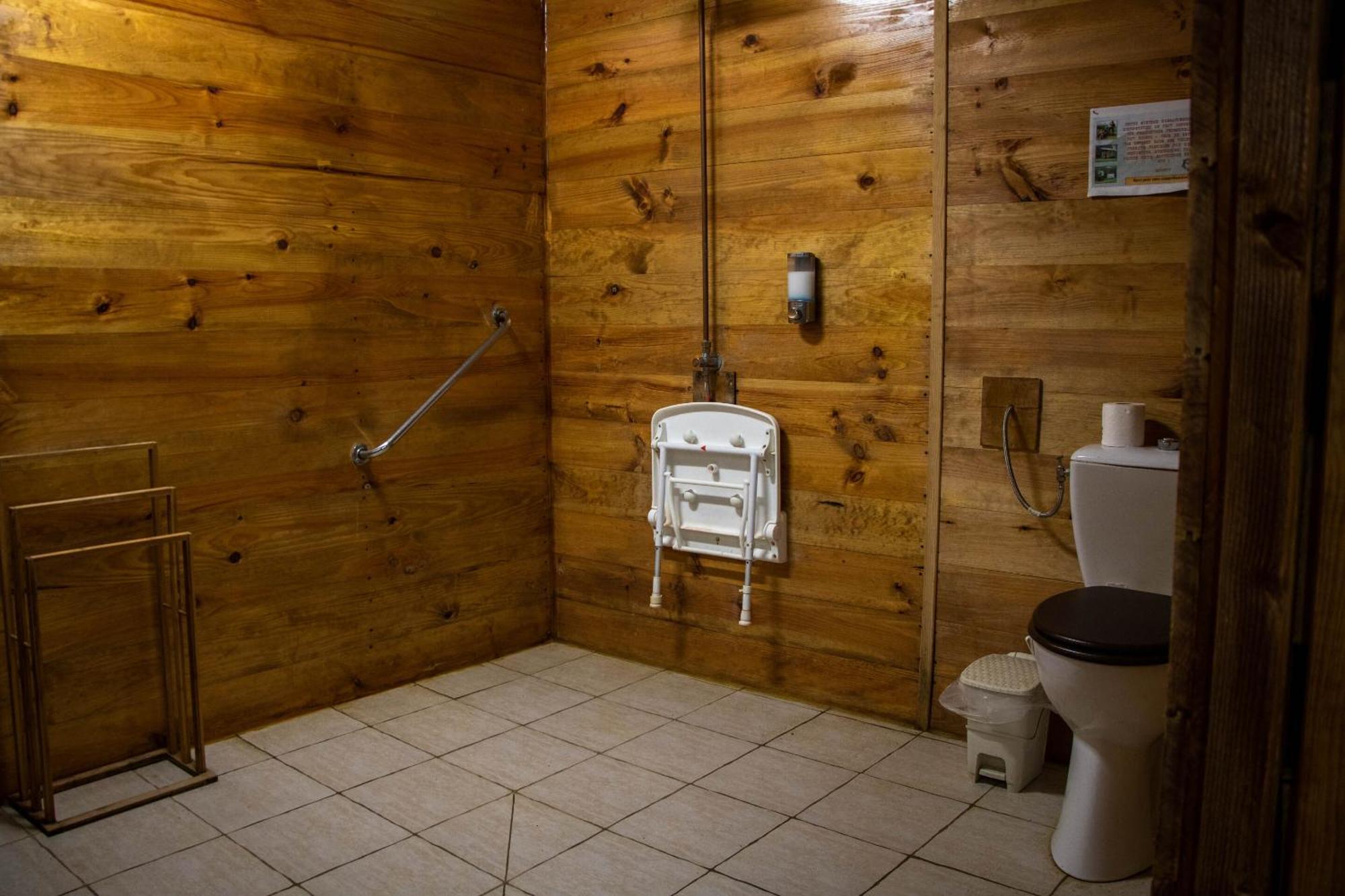 La Valise A Cheval Bed & Breakfast Mezieres-sur-Ponthouin Oda fotoğraf