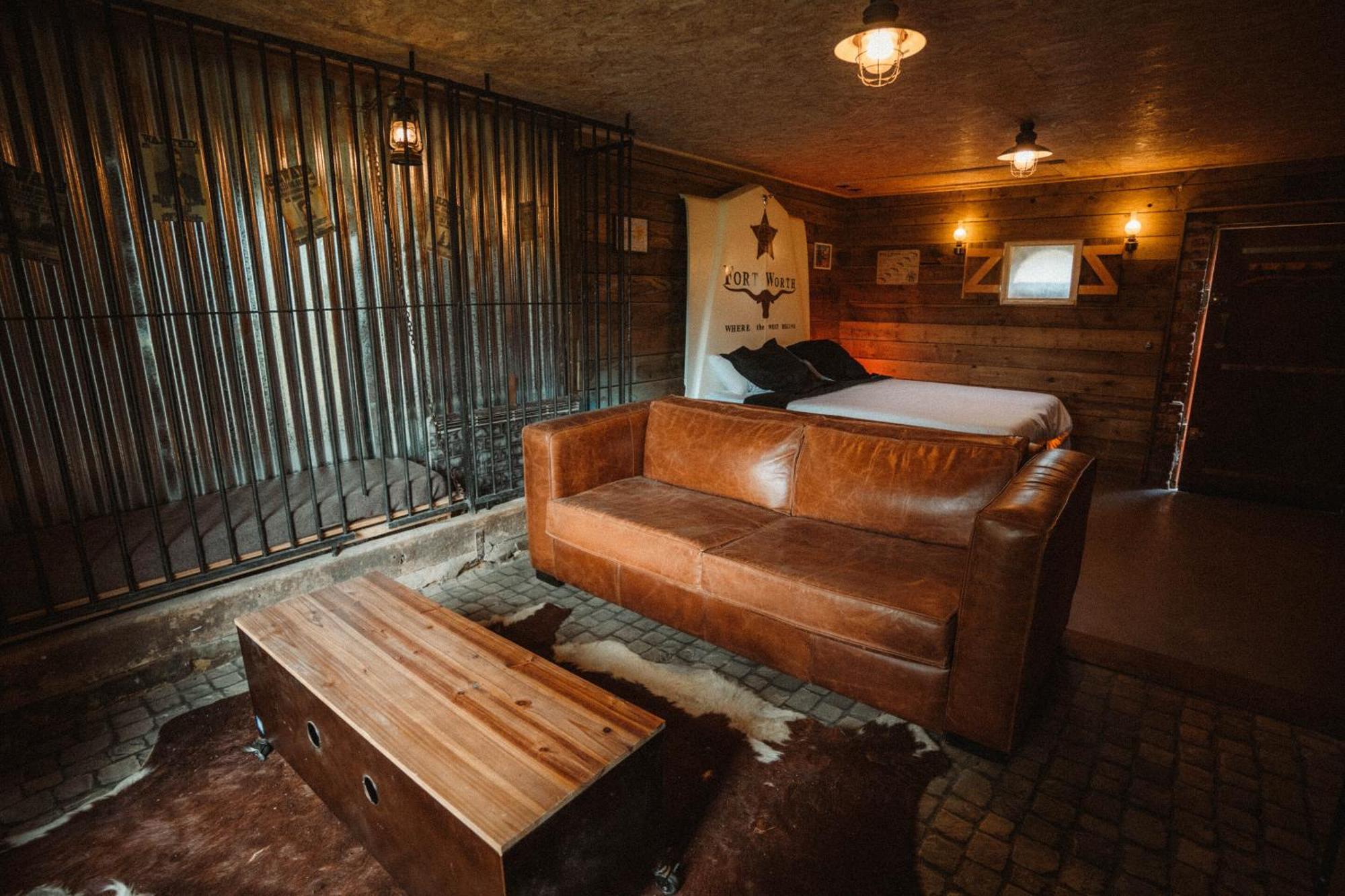 La Valise A Cheval Bed & Breakfast Mezieres-sur-Ponthouin Oda fotoğraf